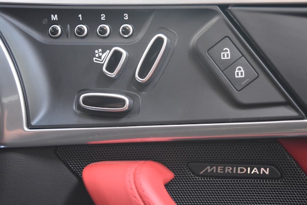 Used Jaguar F-Type 2023 for sale - 75891199: Photo 5
