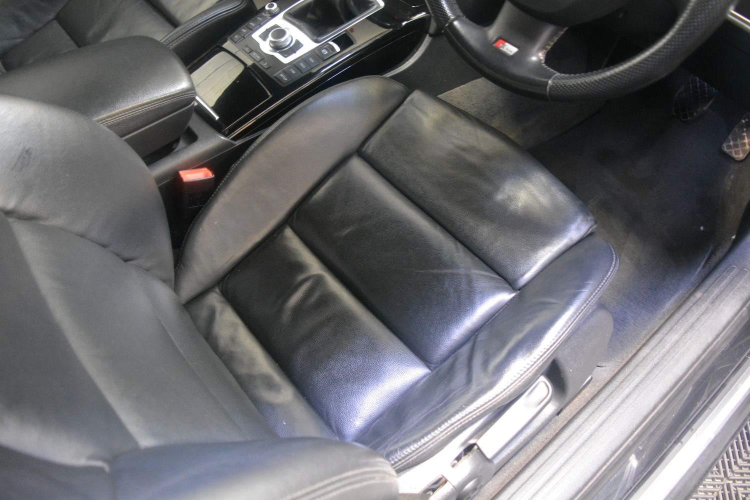 Used Audi A6 2011 for sale - 77149645: Photo 4