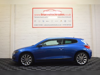 Used Volkswagen Scirocco 2010 for sale - 77149681: Photo