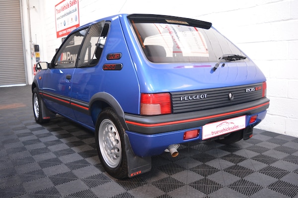 Used Peugeot 205 1991 for sale - 75355129: Photo 51