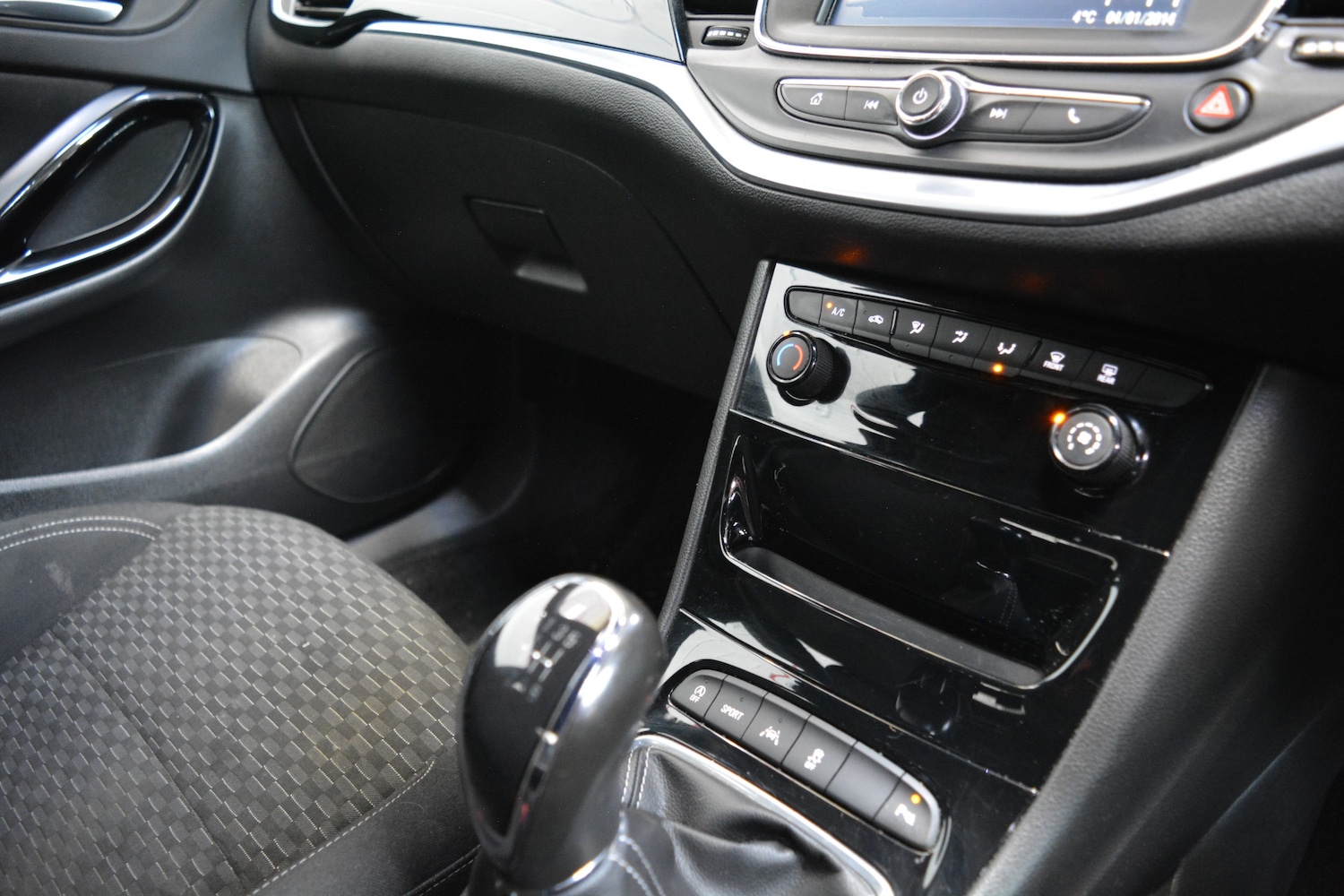 Used Vauxhall Astra 2016 for sale - 77271107: Photo 14