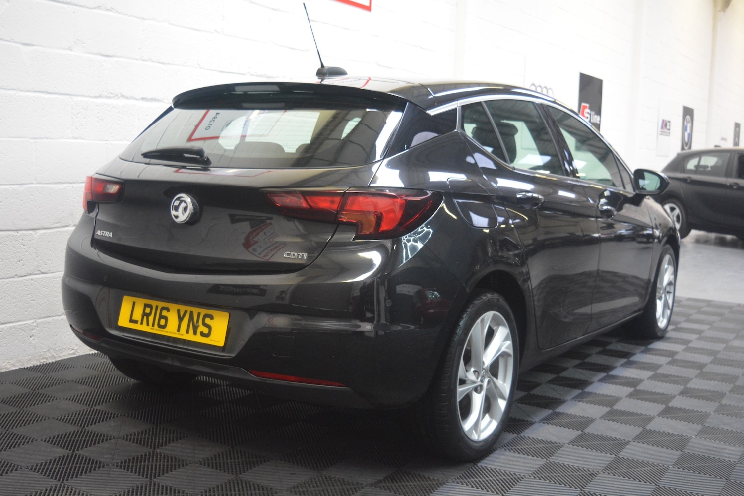 Used Vauxhall Astra 2016 for sale - 77271107: Photo 22