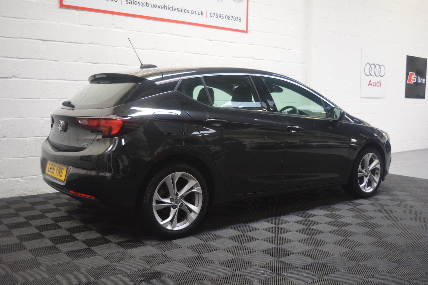 Used Vauxhall Astra 2016 for sale - 77271107: Photo 24
