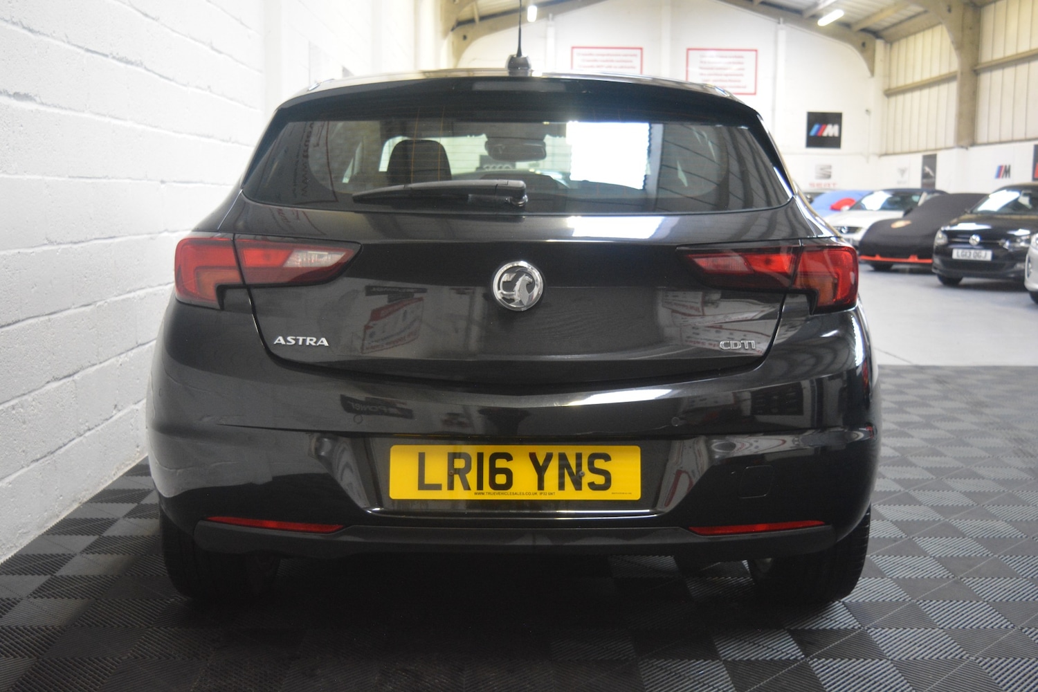 Used Vauxhall Astra 2016 for sale - 77271107: Photo 28