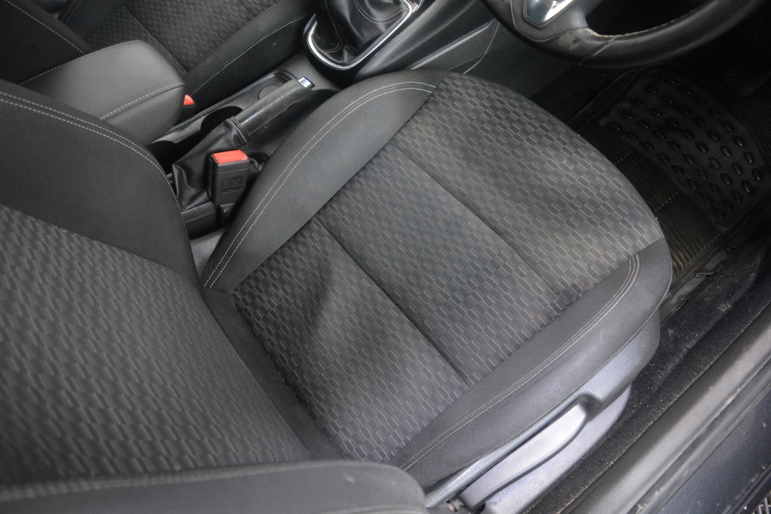 Used Vauxhall Astra 2016 for sale - 77271107: Photo 4