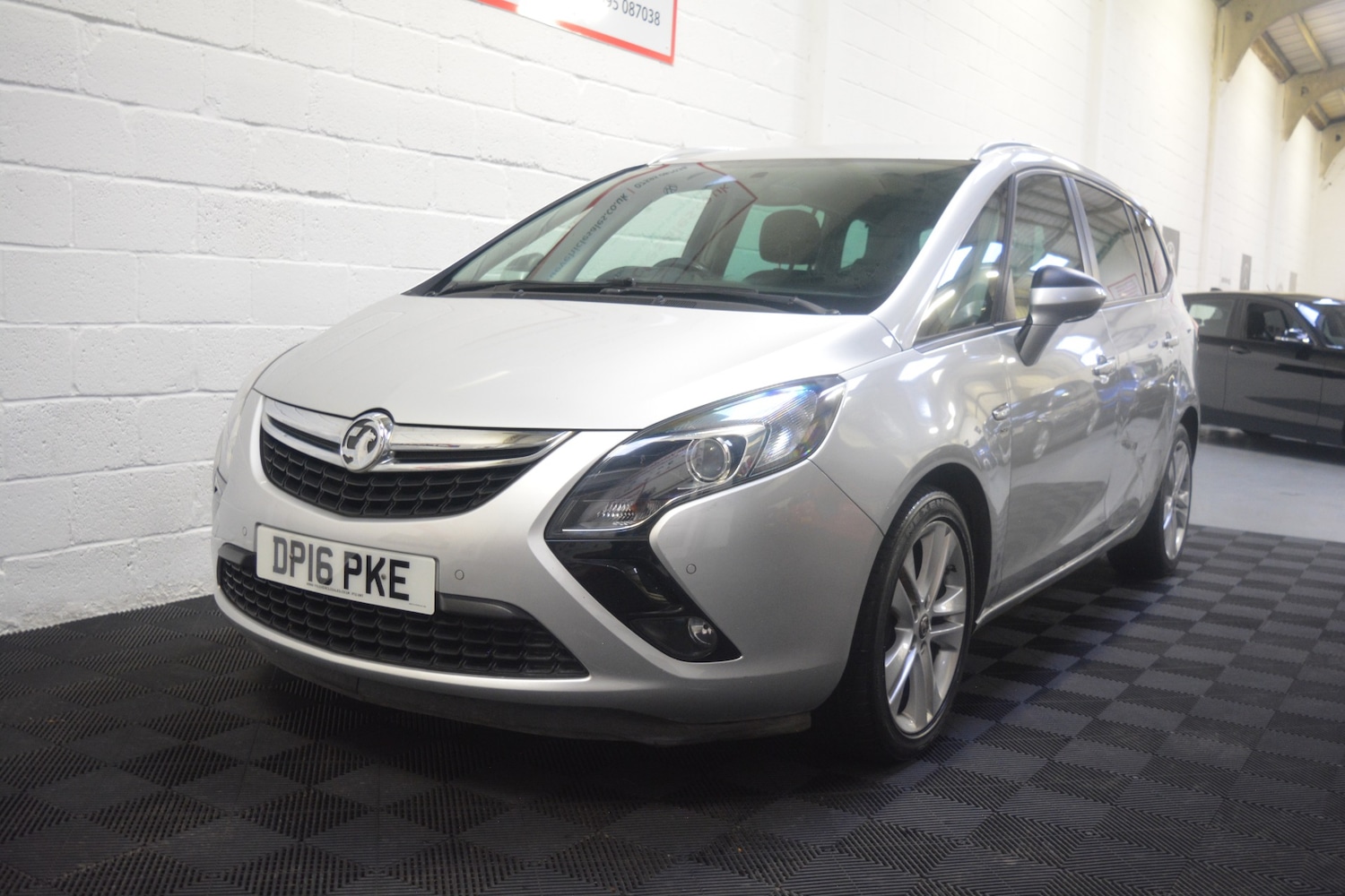 Used Vauxhall Zafira 2016 for sale - 77271080: Photo 5