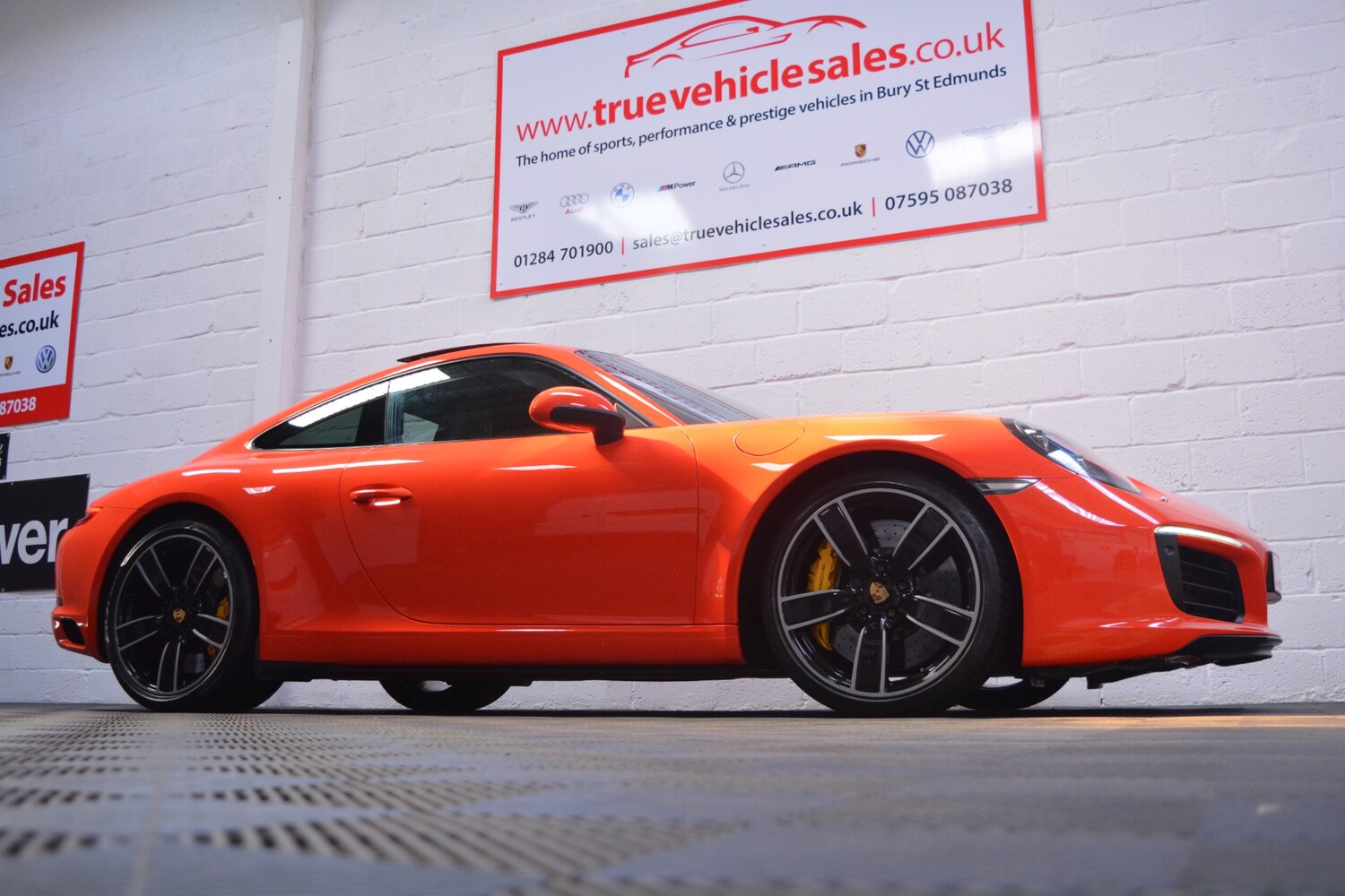 Used Porsche 911 2016 for sale - 75724111: Photo 32