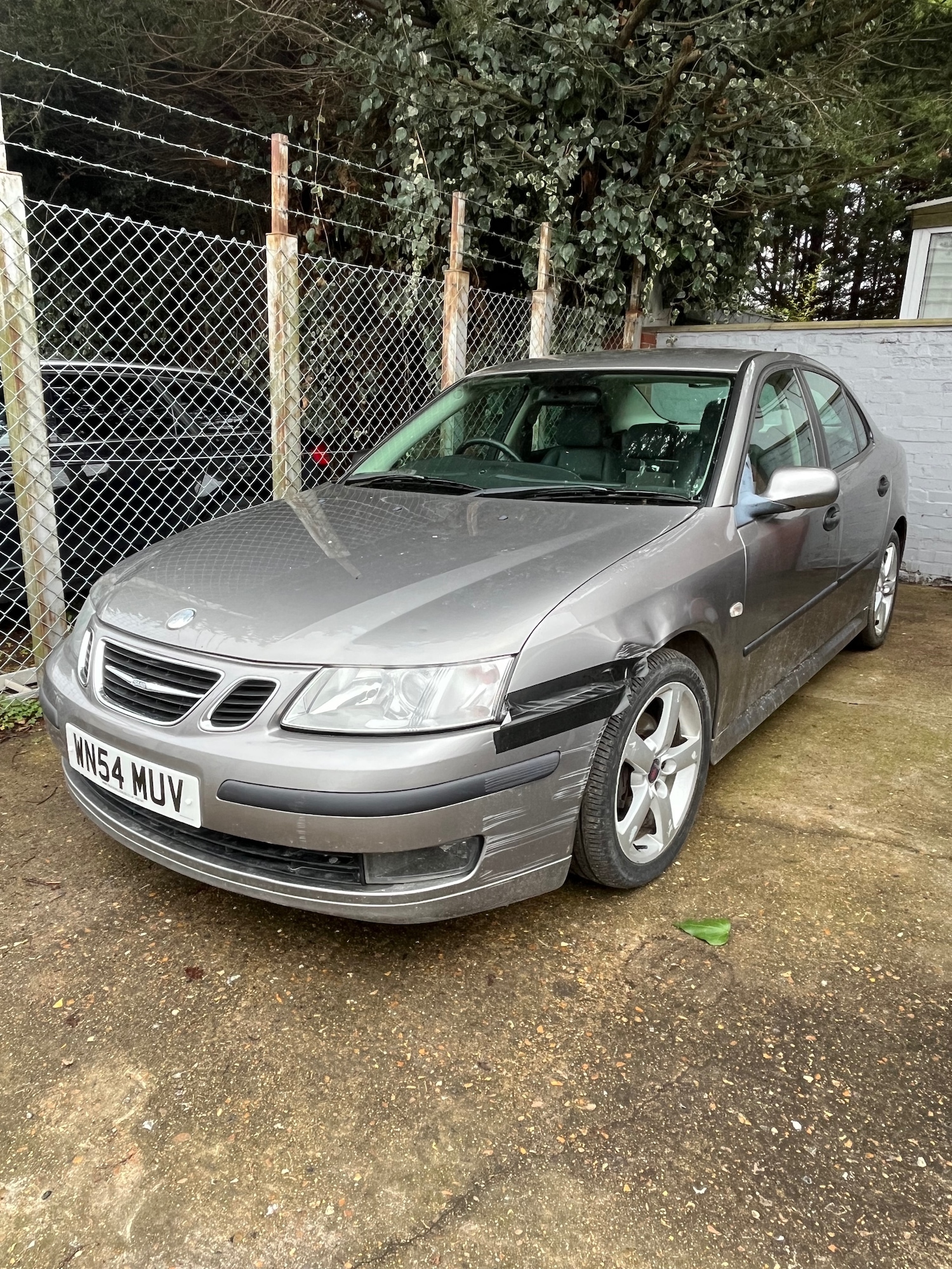 Used Saab 9-3 2004 for sale - 77365588: Photo 2