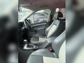 Used Saab 9-3 2004 for sale - 77365588: Photo