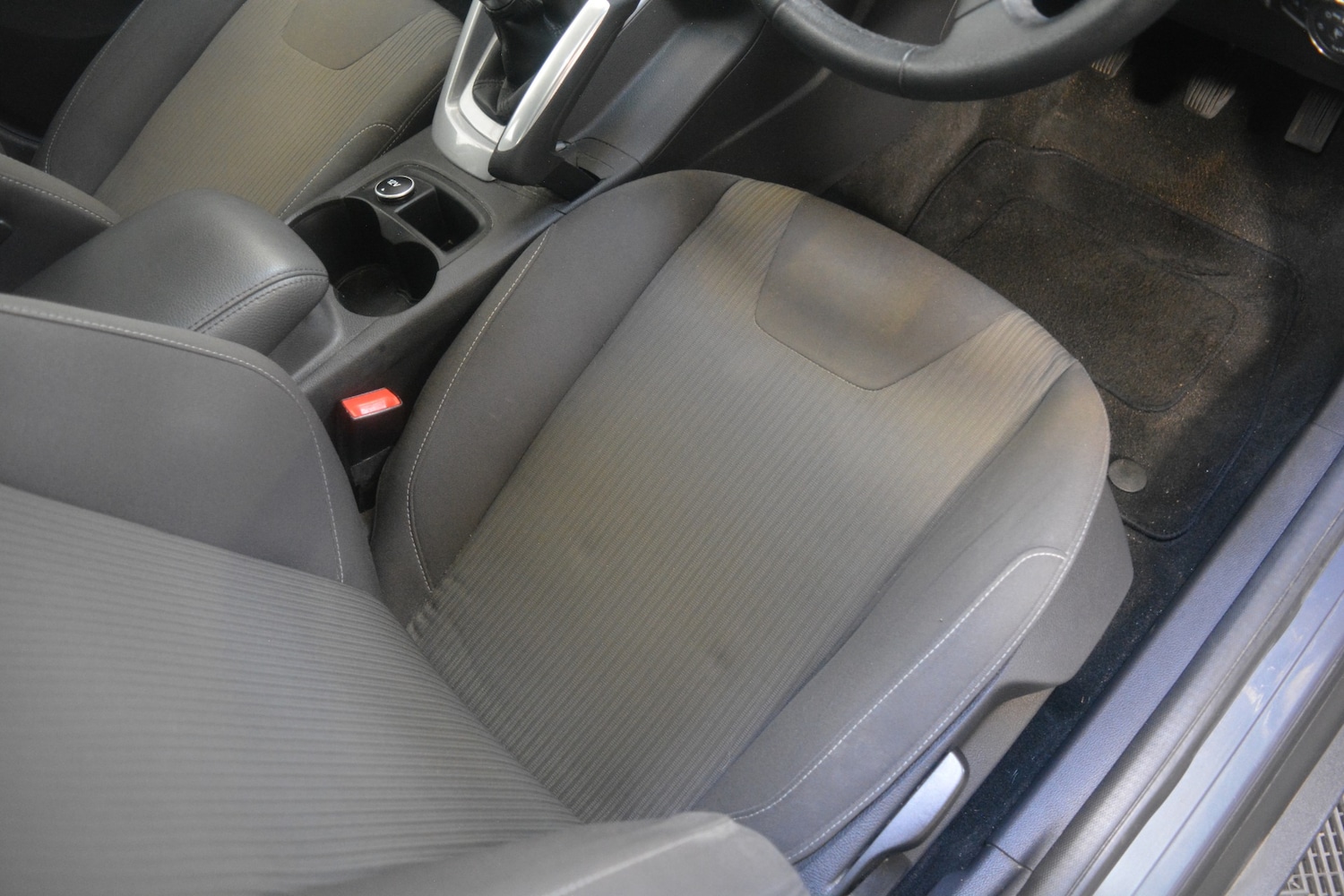 Used Ford Focus 2011 for sale - 77577940: Photo 4