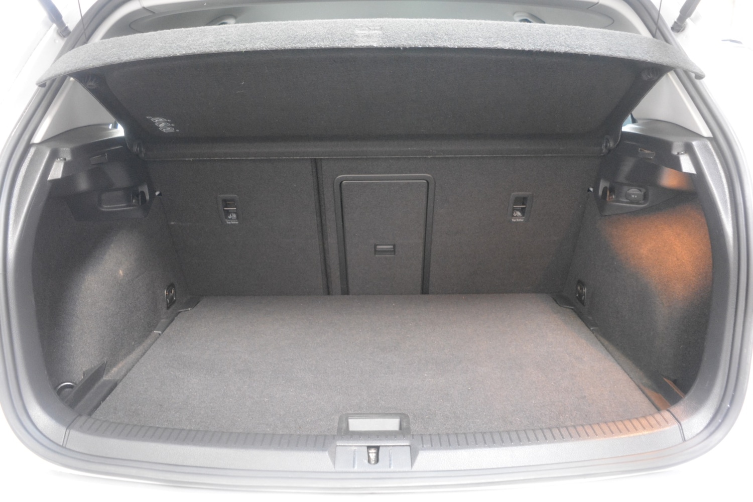 Used Volkswagen Golf 2014 for sale - 77577933: Photo 29