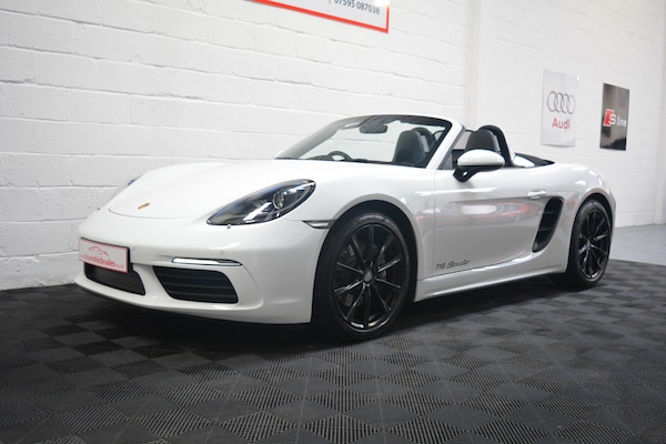 Used Porsche Boxster 2017 for sale - 75272312: Photo 10