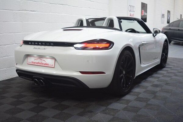 Used Porsche Boxster 2017 for sale - 75272312: Photo 36