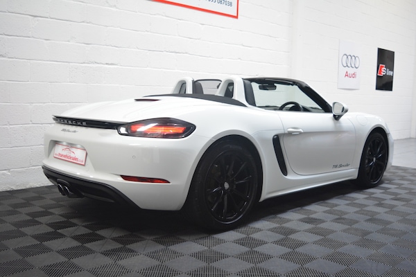 Used Porsche Boxster 2017 for sale - 75272312: Photo 38