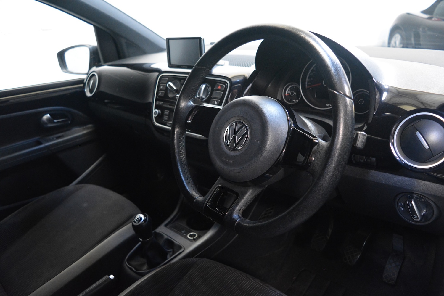 Used Volkswagen up! 2014 for sale - 76877531: Photo 12