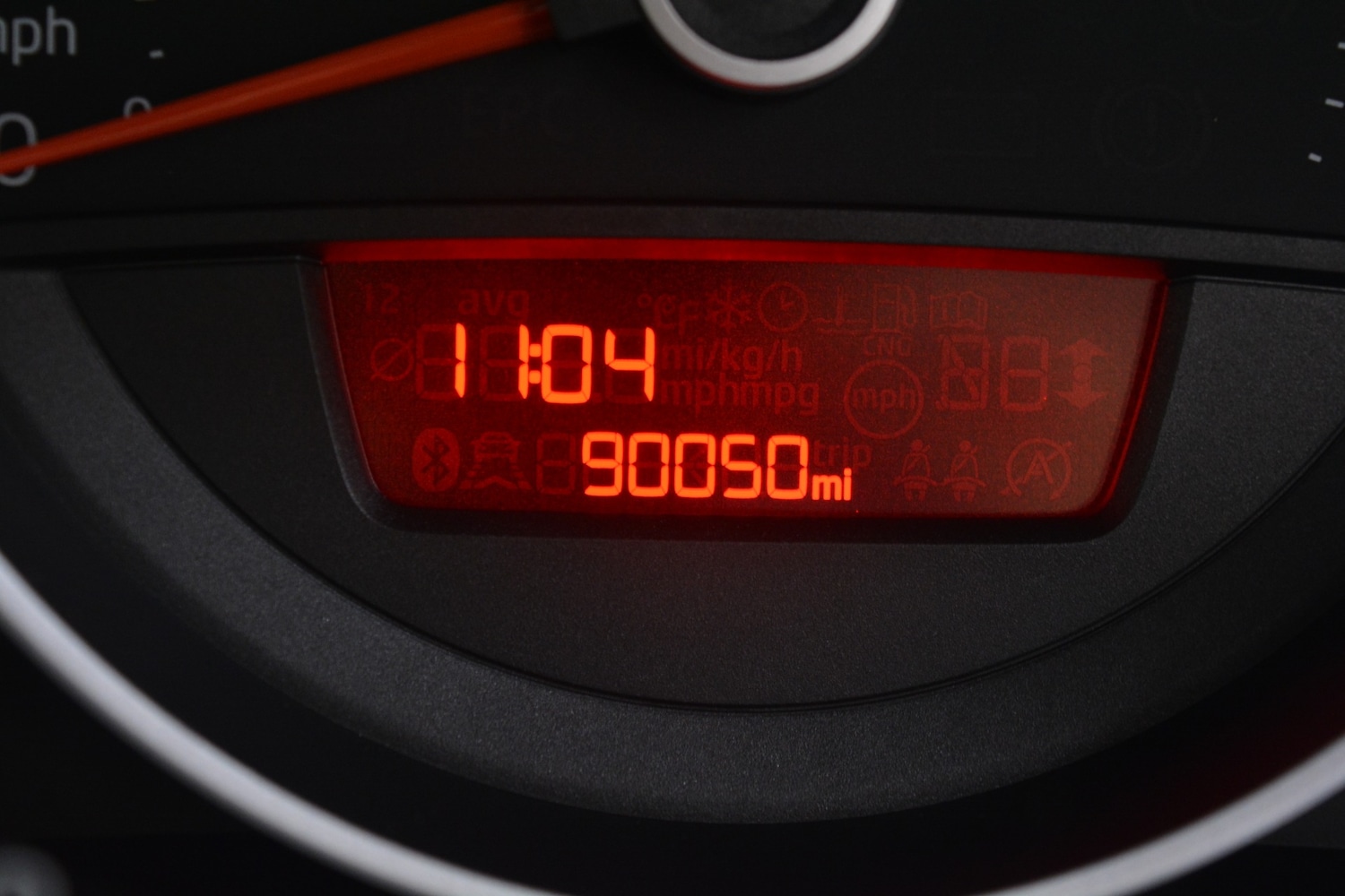 Used Volkswagen up! 2014 for sale - 76877531: Photo 2