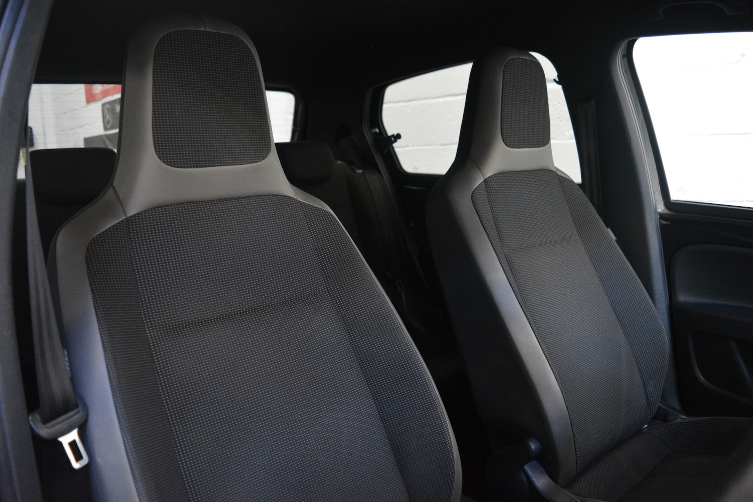 Used Volkswagen up! 2014 for sale - 76877531: Photo 20