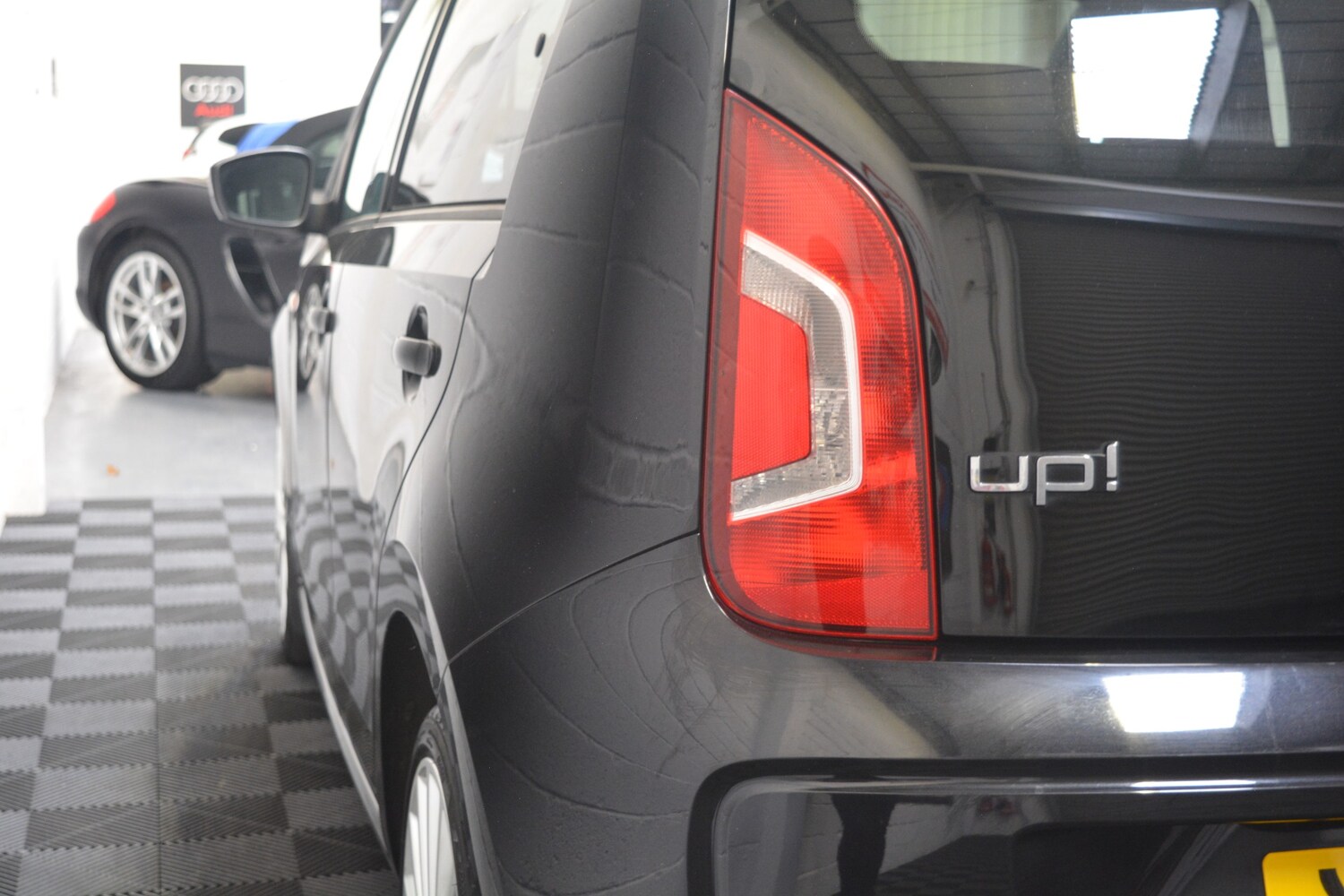 Used Volkswagen up! 2014 for sale - 76877531: Photo 27