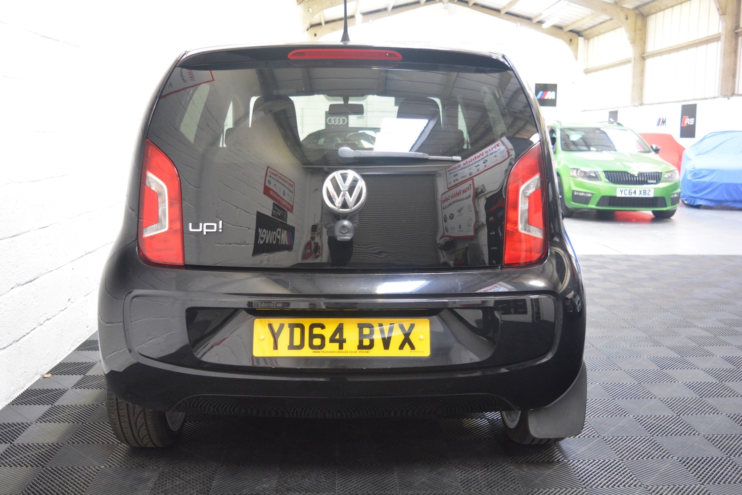 Used Volkswagen up! 2014 for sale - 76877531: Photo 28