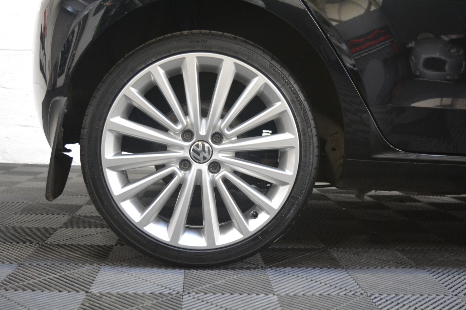 Used Volkswagen up! 2014 for sale - 76877531: Photo 35