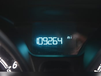 Used Ford Fiesta 2014 for sale - 77800149: Photo