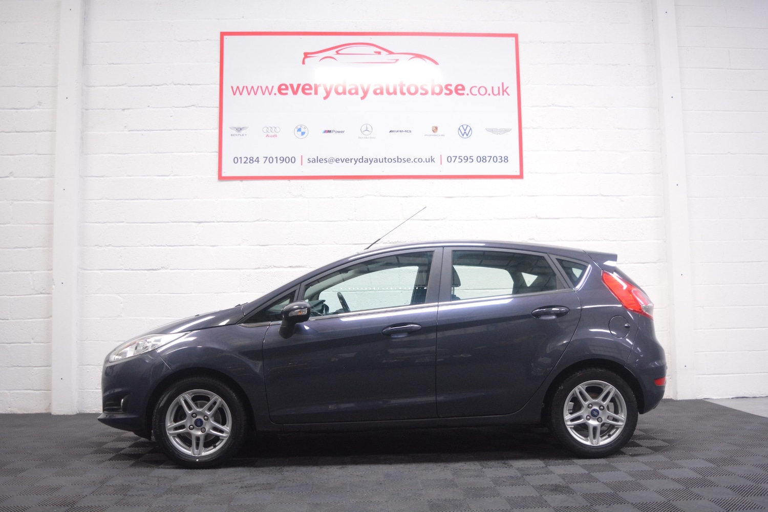 Used Ford Fiesta 2014 for sale - 77800149: Photo 3