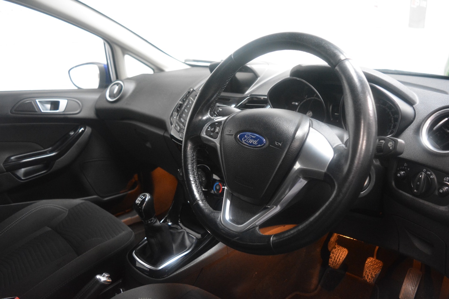 Used Ford Fiesta 2017 for sale - 77707353: Photo 11
