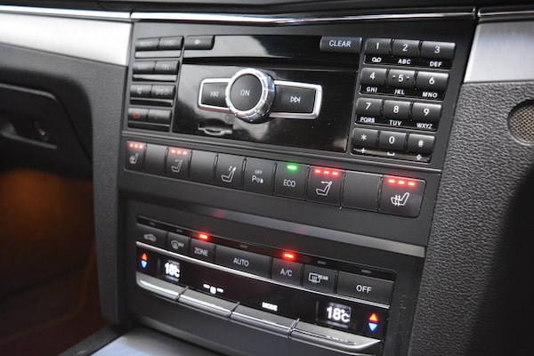 Used Mercedes-Benz E Class 2012 for sale - 73242153: Photo 11
