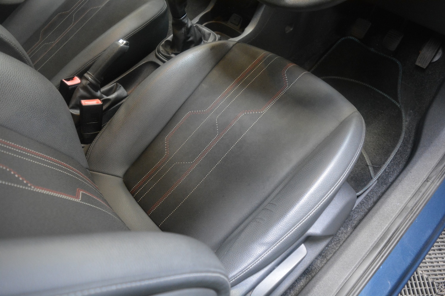 Used Vauxhall Corsa 2012 for sale - 77577947: Photo 4