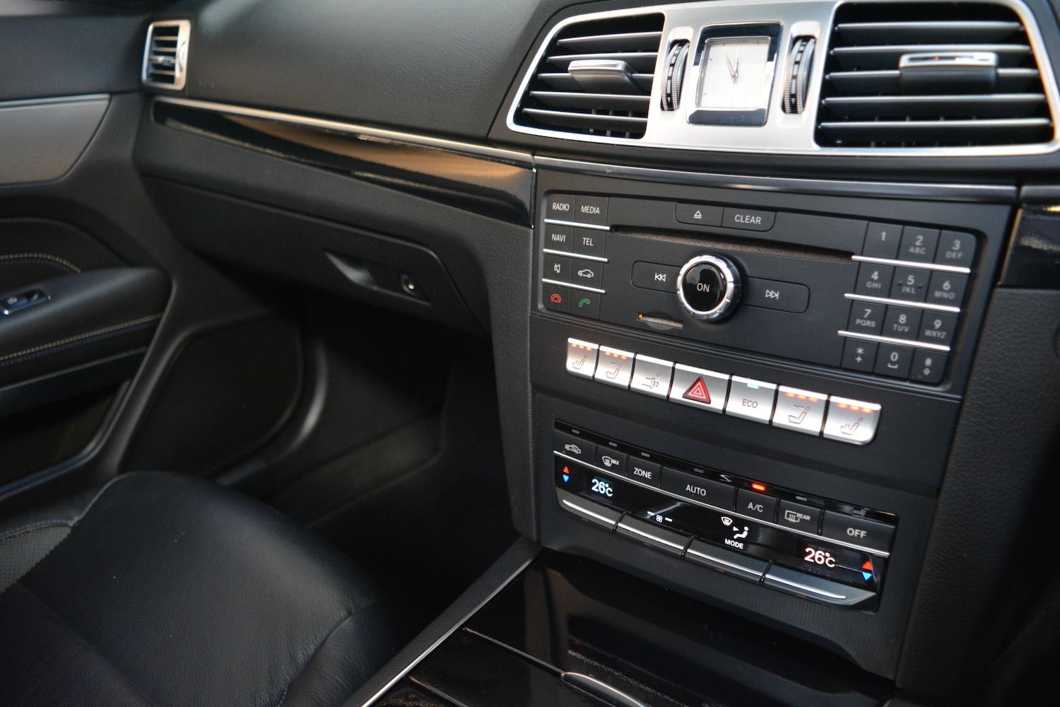 Used Mercedes-Benz E Class 2016 for sale - 76273899: Photo 28