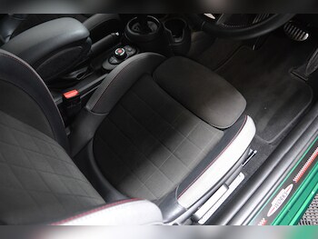 Used MINI Hatch 2021 for sale - 75749179: Photo
