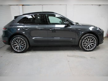 Used Porsche Macan 2021 for sale - 77854018: Photo
