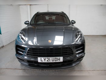 Used Porsche Macan 2021 for sale - 77854018: Photo