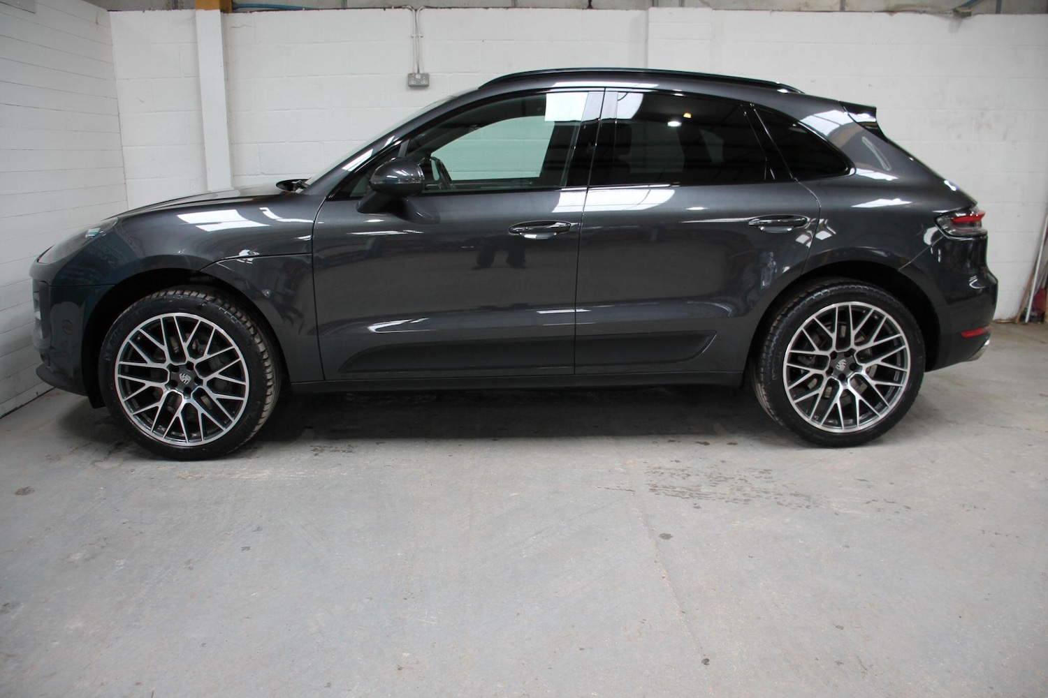 Used Porsche Macan 2021 for sale - 77854018: Photo 6