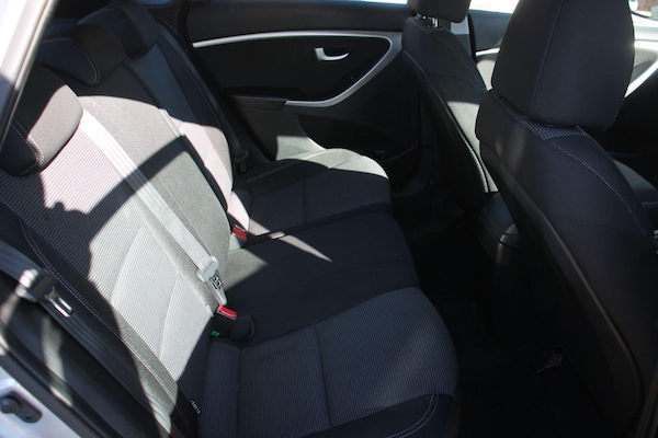 Used Hyundai i30 2013 for sale - 76167534: Photo 12