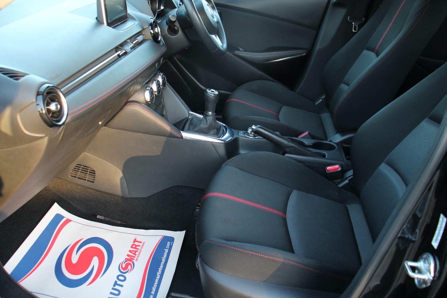 Used Mazda Mazda2 2016 for sale - 77097415: Photo 10