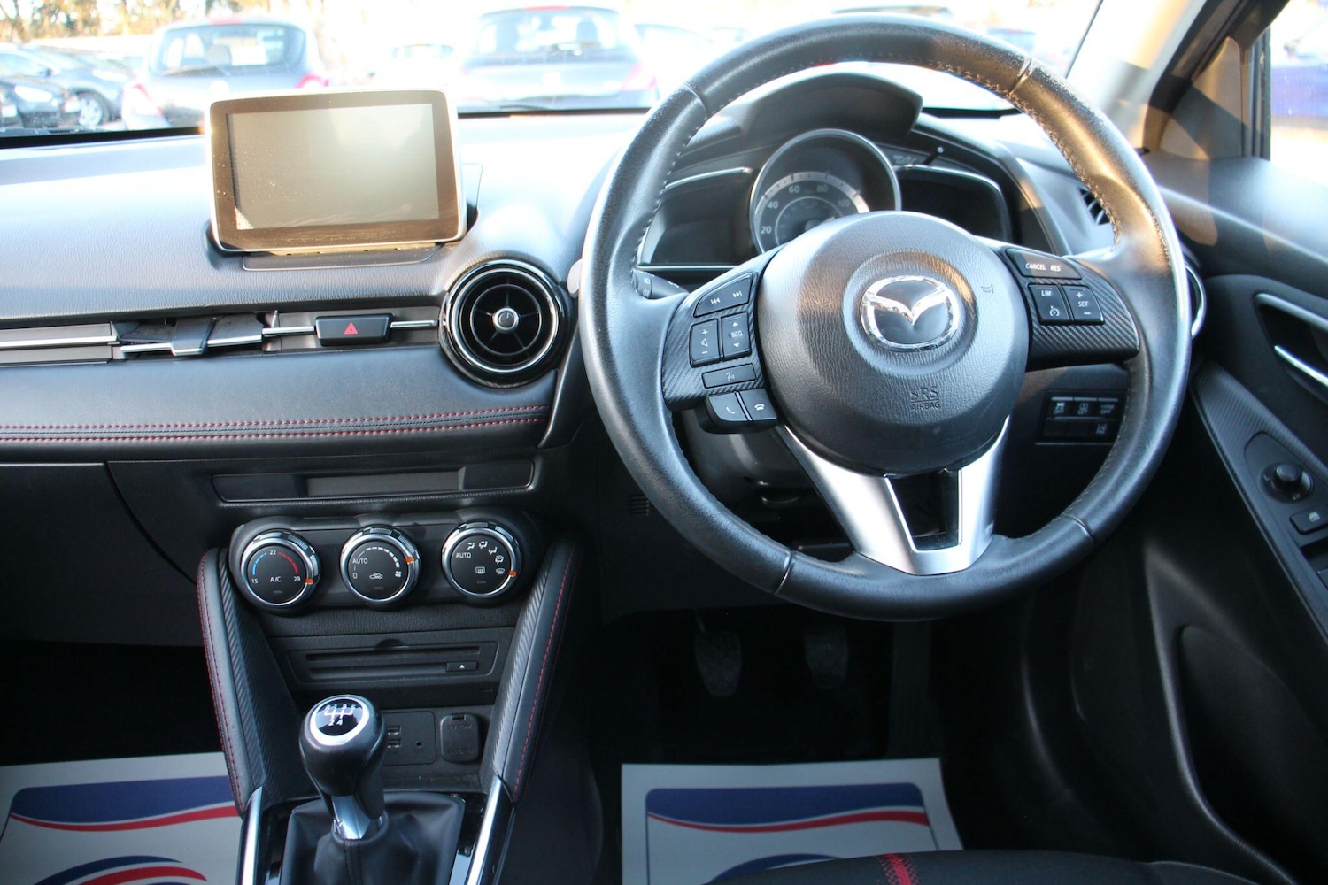 Used Mazda Mazda2 2016 for sale - 77097415: Photo 11