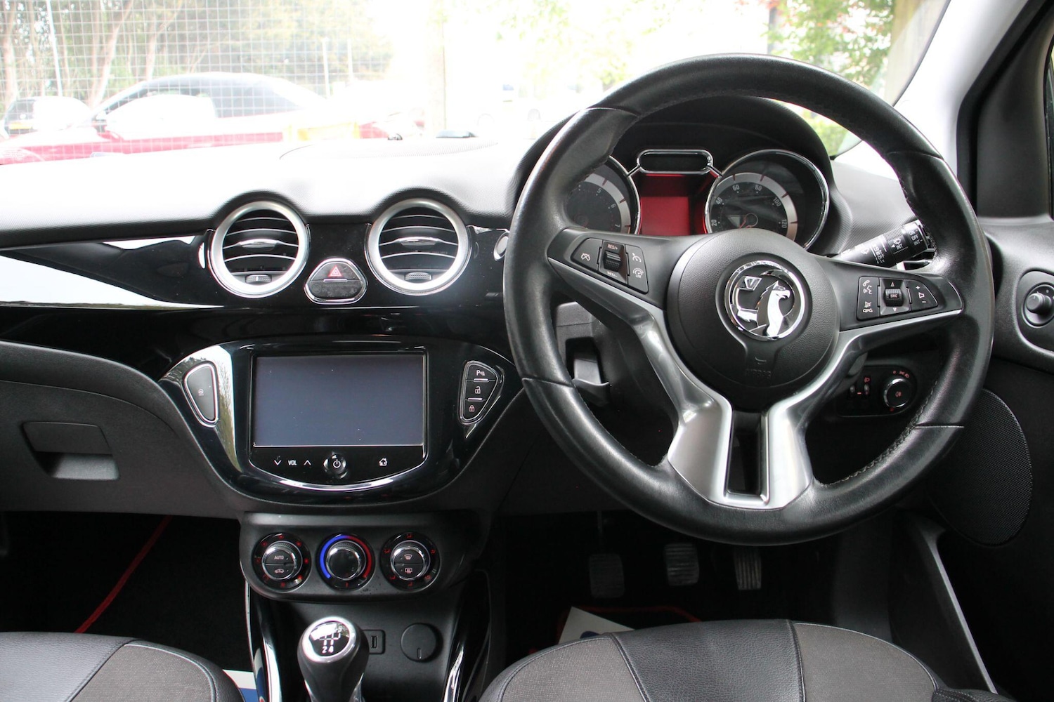 Used Vauxhall ADAM 2015 for sale - 78185123: Photo 16