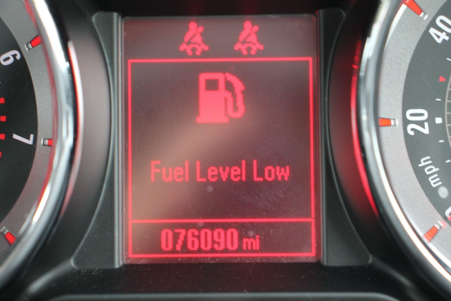 Used Vauxhall ADAM 2015 for sale - 78185123: Photo 9