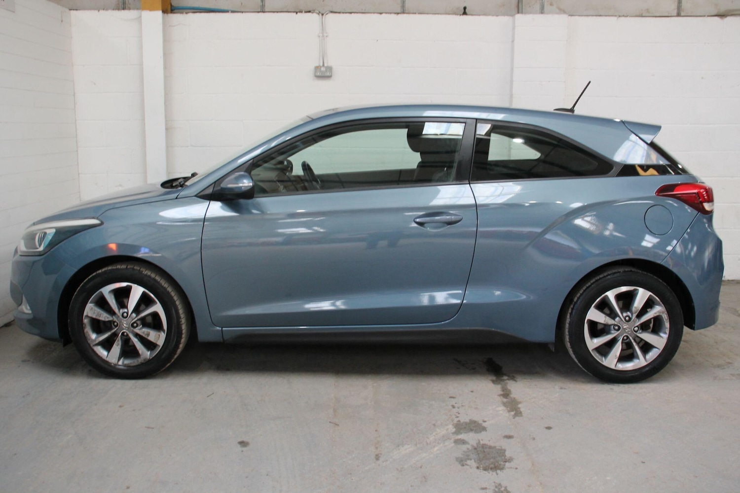 Used Hyundai i20 2017 for sale - 77978081: Photo 6