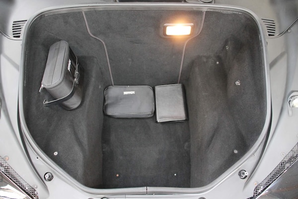 Used Ferrari 458 2010 for sale - 74597283: Photo 17