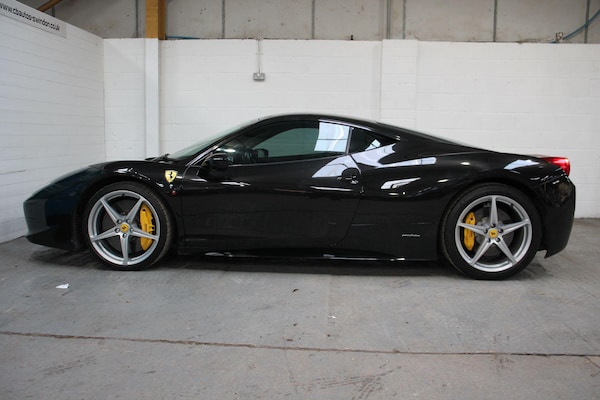 Used Ferrari 458 2010 for sale - 74597283: Photo 7