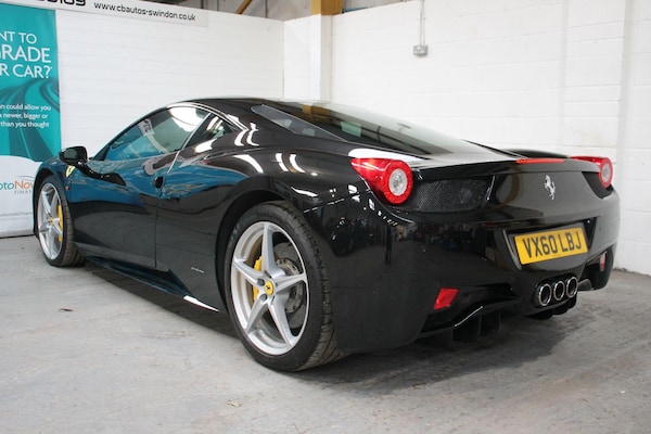 Used Ferrari 458 2010 for sale - 74597283: Photo 8