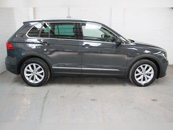Used Volkswagen Tiguan 2017 for sale - 78586015: Photo