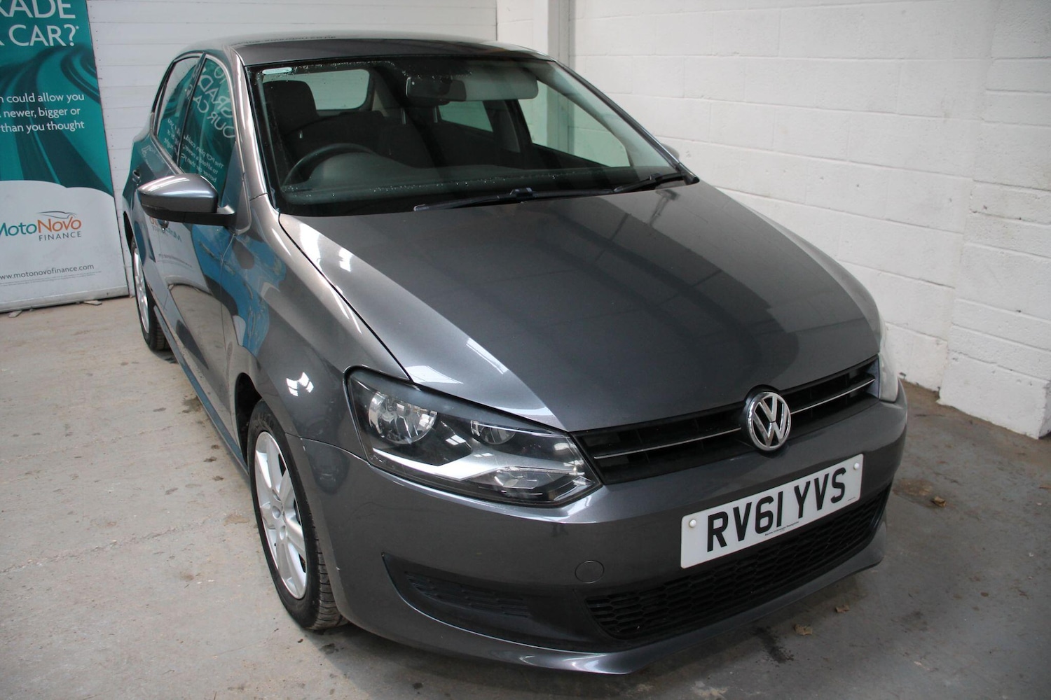 Used Volkswagen Polo 2011 for sale - 76990609: Photo 1