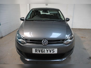 Used Volkswagen Polo 2011 for sale - 76990609: Photo
