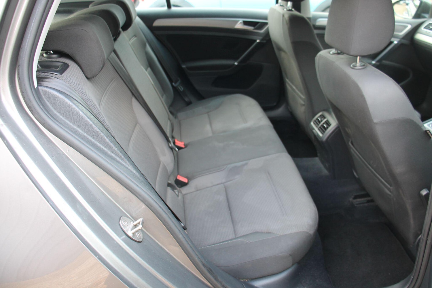 Used Volkswagen Golf 2017 for sale - 76572598: Photo 14