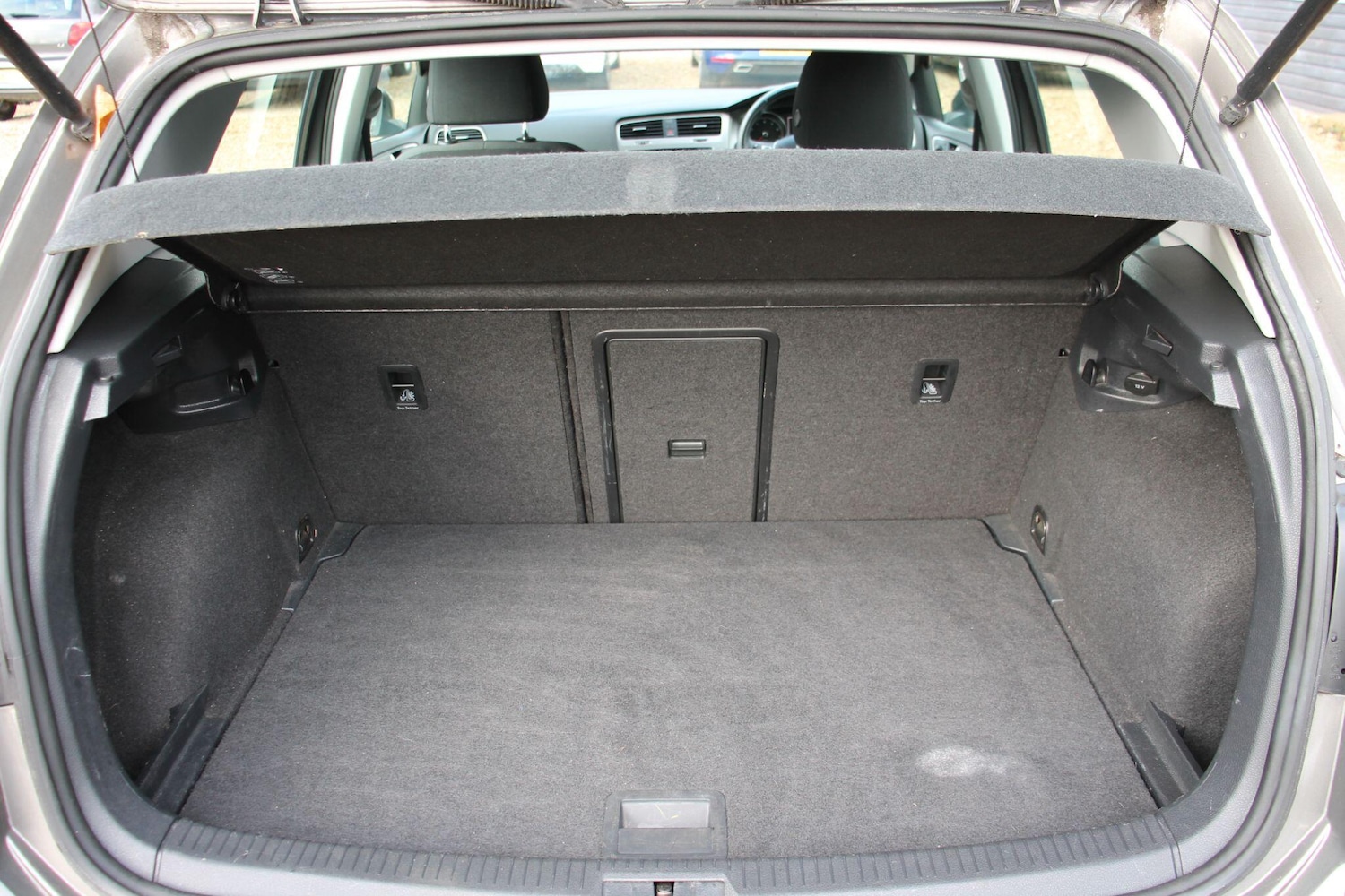 Used Volkswagen Golf 2017 for sale - 76572598: Photo 15