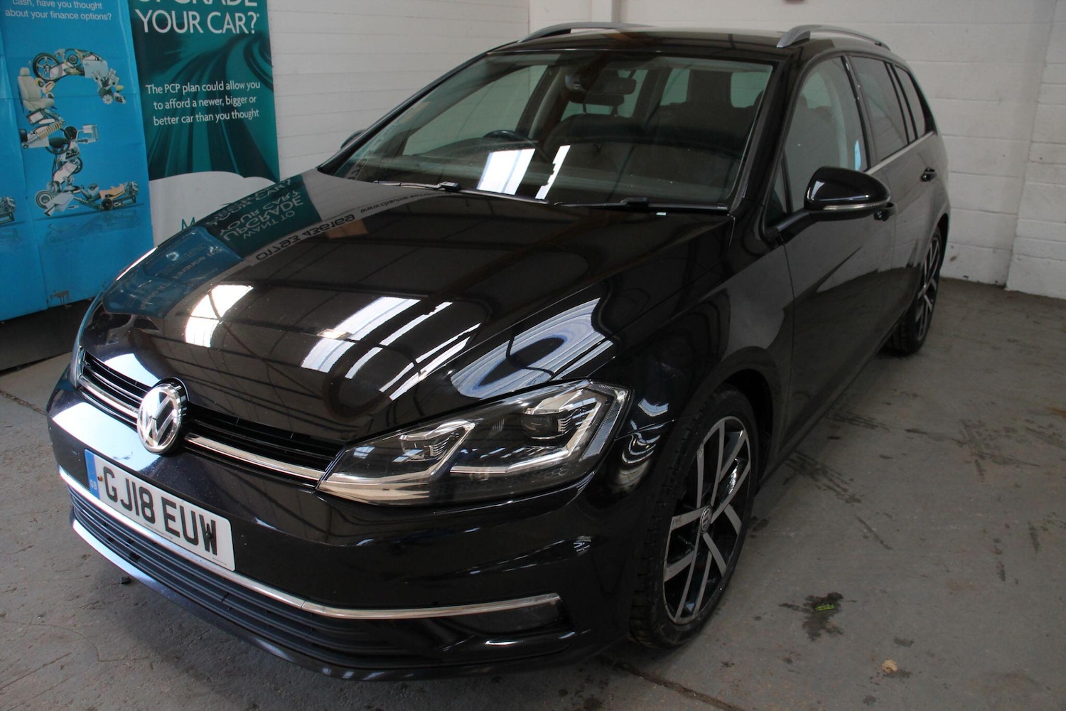 Used Volkswagen Golf 2018 for sale - 76989925: Photo 4