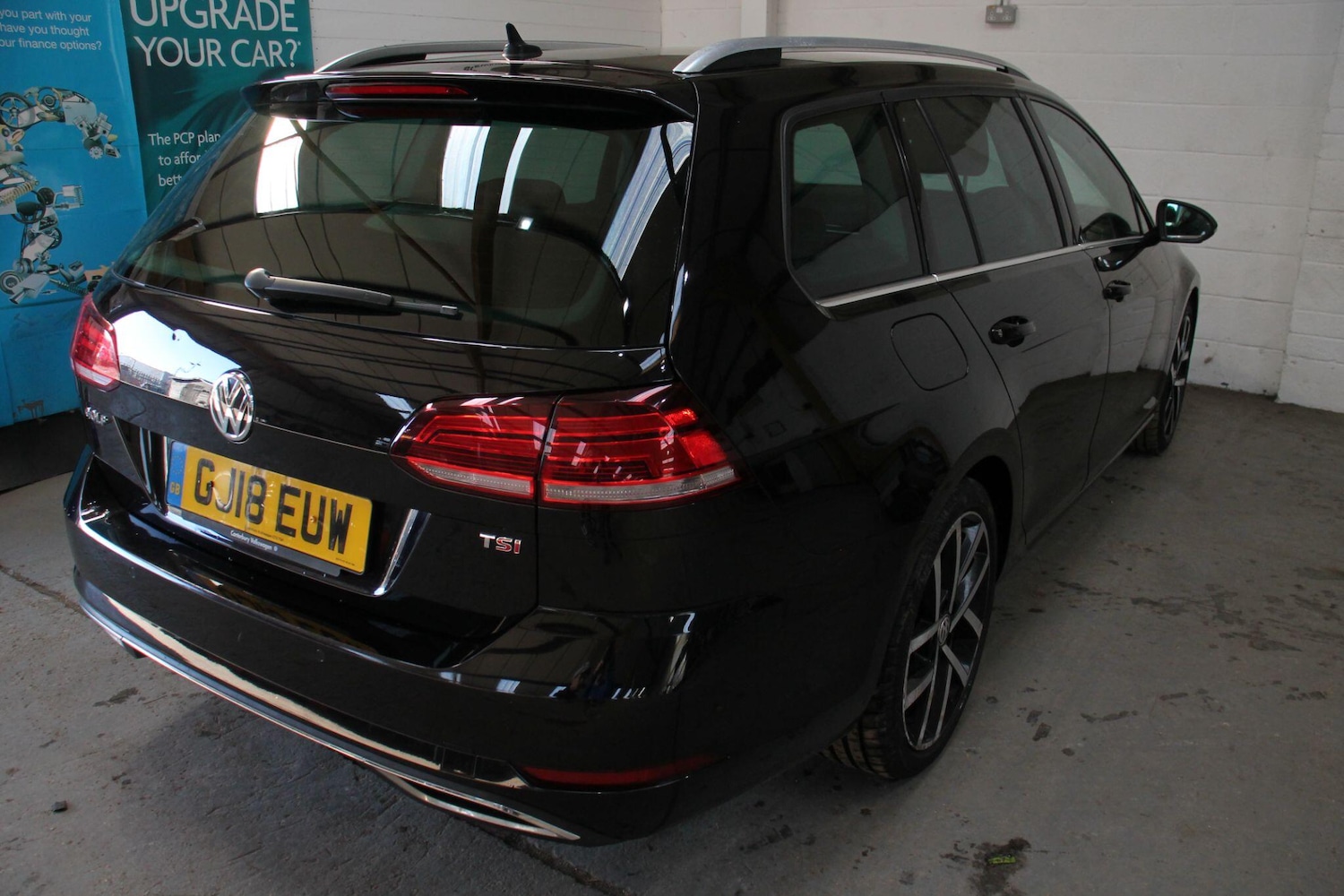 Used Volkswagen Golf 2018 for sale - 76989925: Photo 8